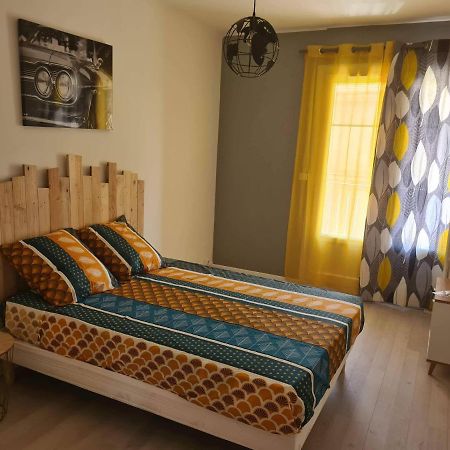 Mireio Arles Centre Climatise 1 A 6 Personnes Appartement Kültér fotó